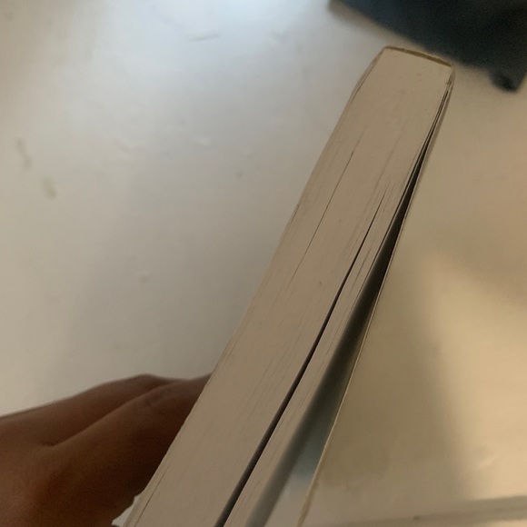 Book 📖 - Picture 5 of 6